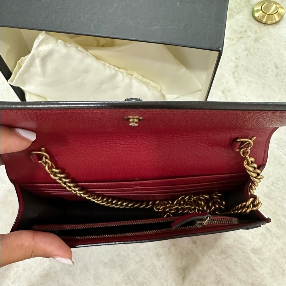 Gucci Queen Margaret GG Supreme Wallet On A Chain - Picture 11 of 13
